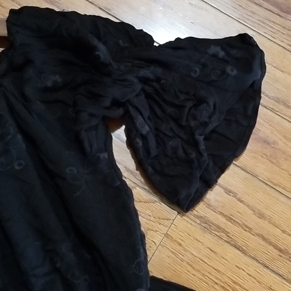 Romper - Picture 8 of 9